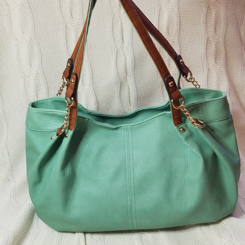 Hobo Baguette Purse